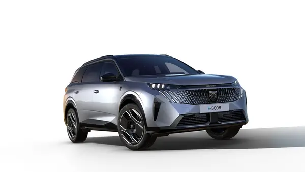 Peugeot E-5008 GT Elektrisk 230 hk